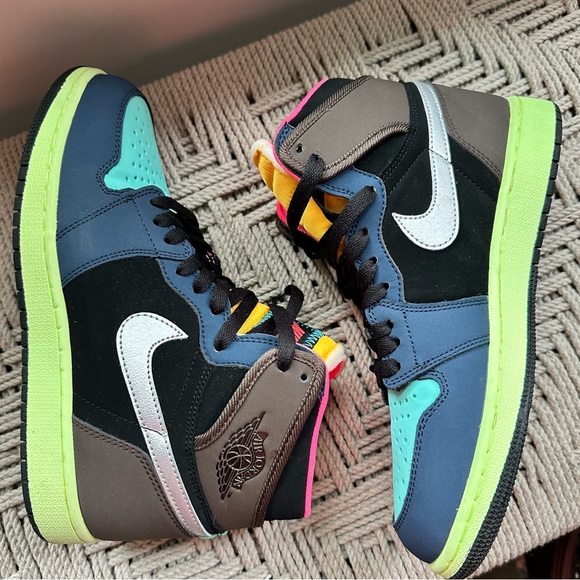 Air Jordan 1 Retro High OG Tokyo Bio Hack - Picture 7 of 10